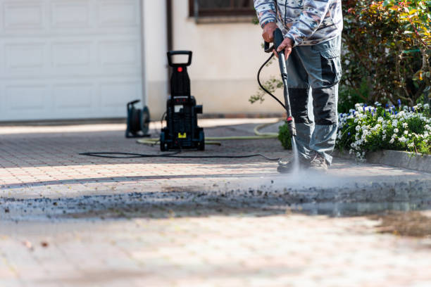 Why Choose Our Certified Pressure Washing Experts for Your Project Needs in Bainbridge, GA?